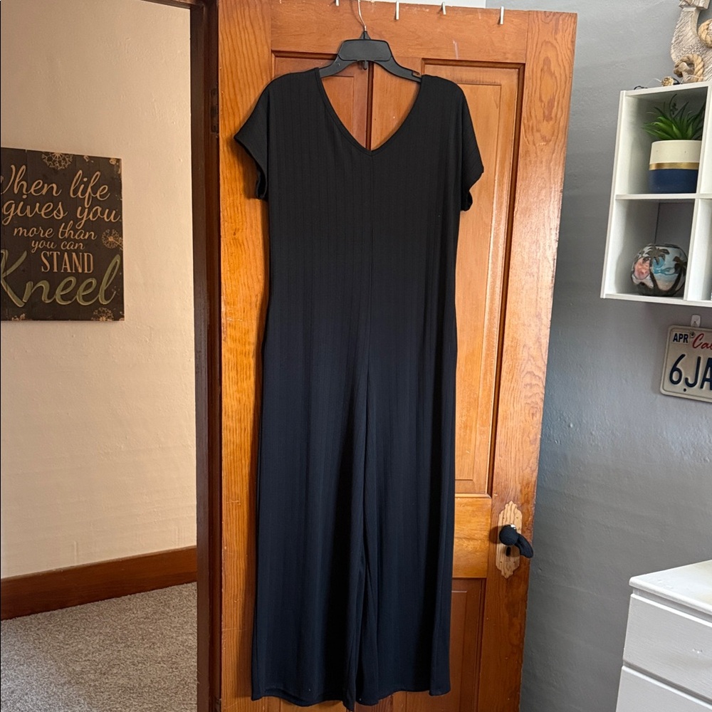 Elegant Black V-Neck pantsuit/romoer